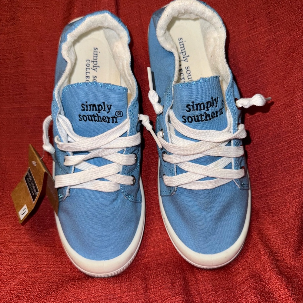 Simply Southern Blue Canvas Sneakers, Women’s‎ Size 9, NWT, Marks on both Soles